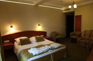Отель Hotel Lambert Medical Spa Устроне-Морске Двухместный номер эконом-класса с 1 кроватью-2